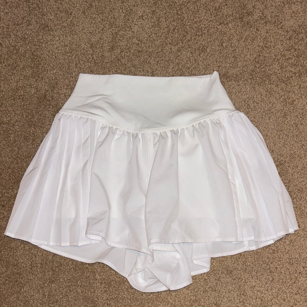 Aerie Offline White Flowy Athletic Shorts